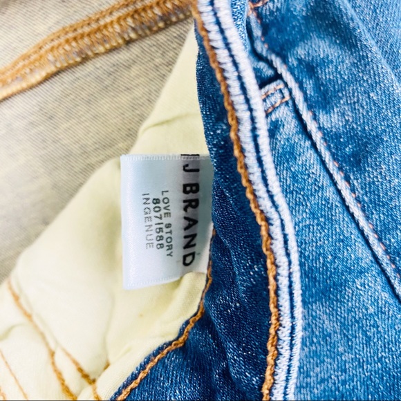 🚫SOLD🚫 J Brand Love Story Jean in Ingenue - Picture 5 of 7